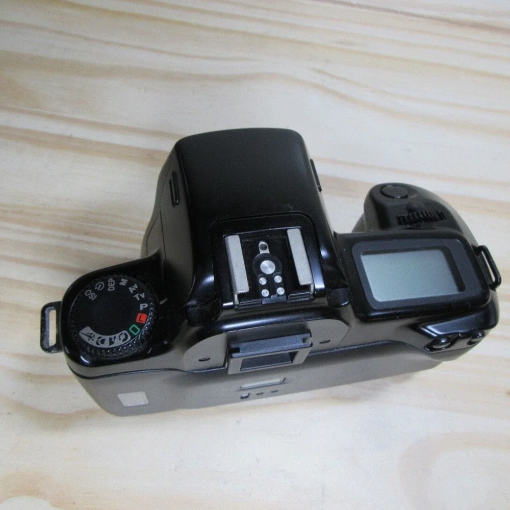 Canon EOS 1000F Quartz‎ Date 35mm film SLR Camera Untested Body is clean
